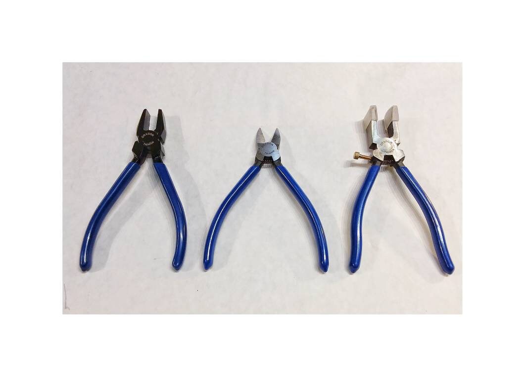 Stained Glass Pliers, for breaking glass along score. Sturdy metal with blue coated handles. Free shipping.