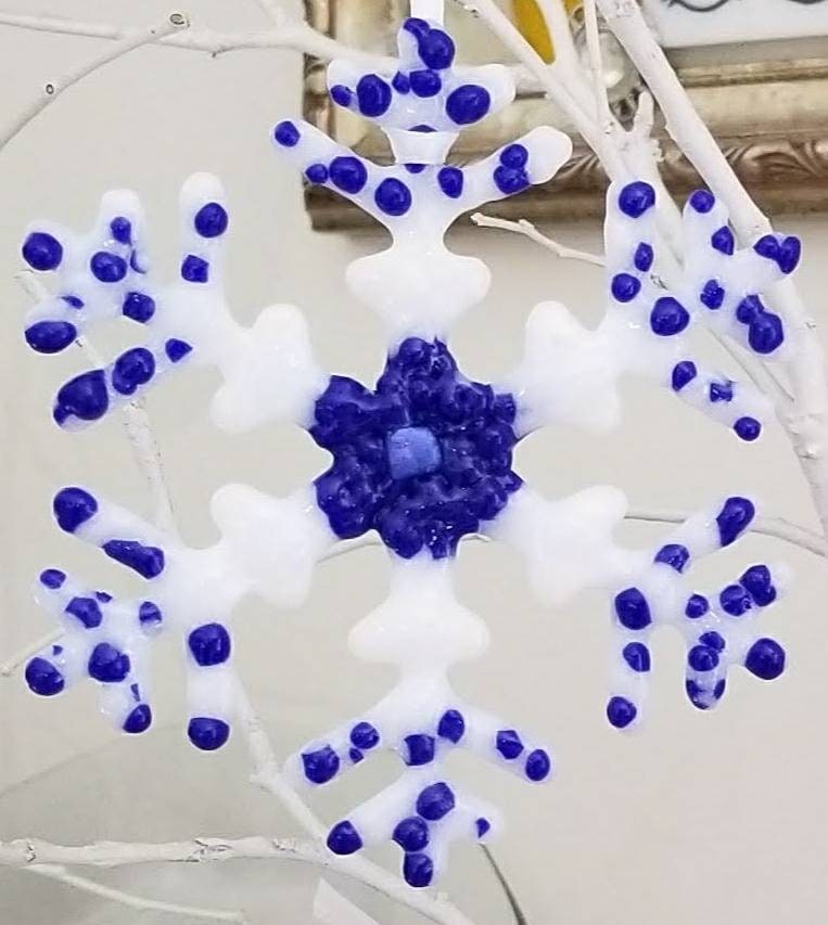 Winter Snowflake Ornament, Kiln Fused Glass, Cobalt Blue & White. Thoughtful gifts for Christmas or Hanauka. Includes Clear padded gift box.