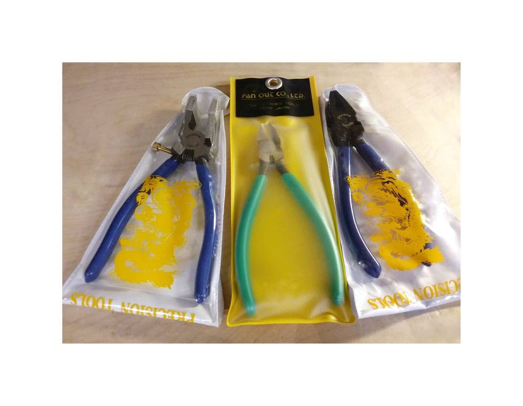 Stained Glass Tools. Line runner, breaker plier & premium Fan Out brand Lead Cutter. Set of 3. Well made, good quality tool set.
