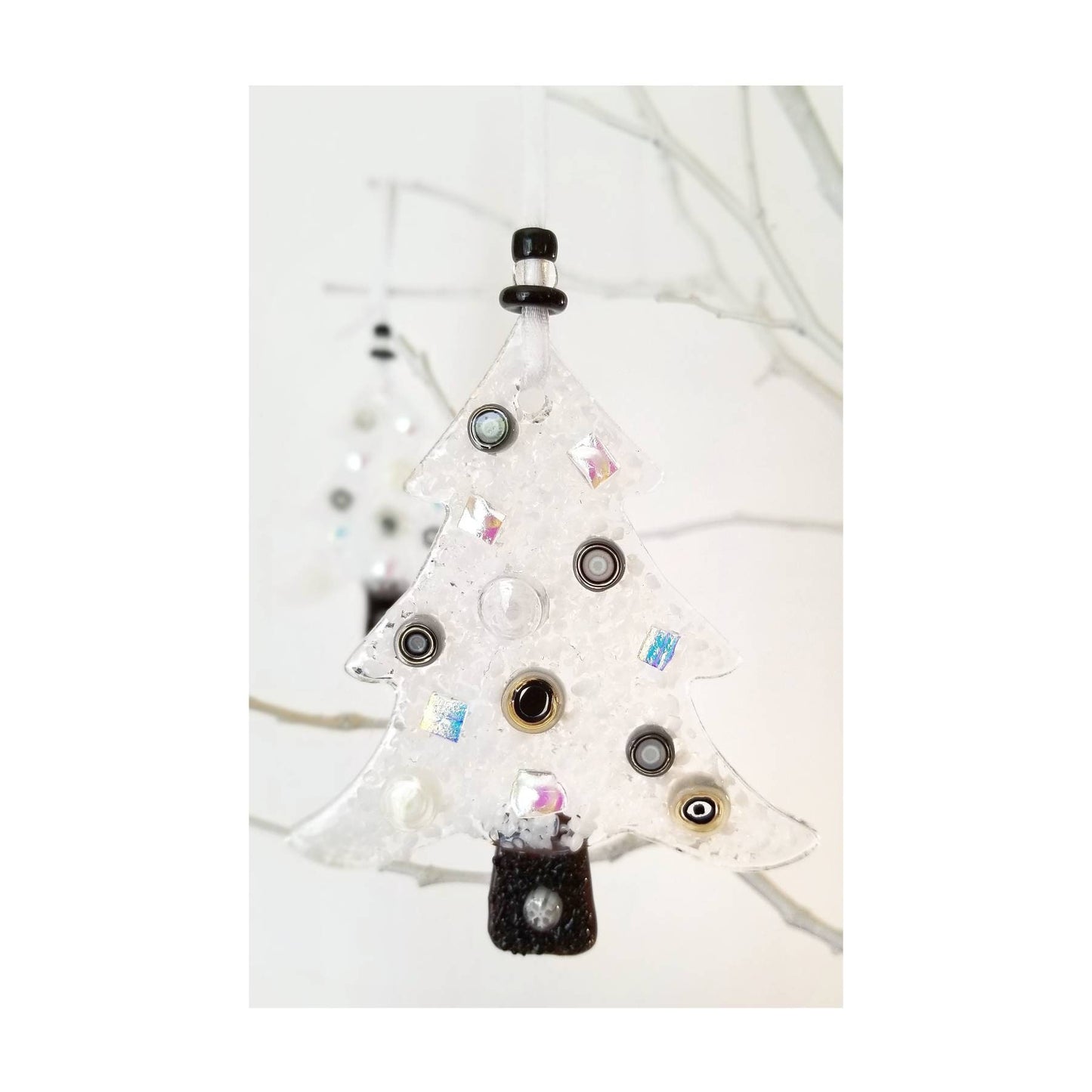 White Glass Ornament. Black or White Tree decorating is fun & creative. Kiln fused, crushed glass frit with Murrine. Clear gift box.