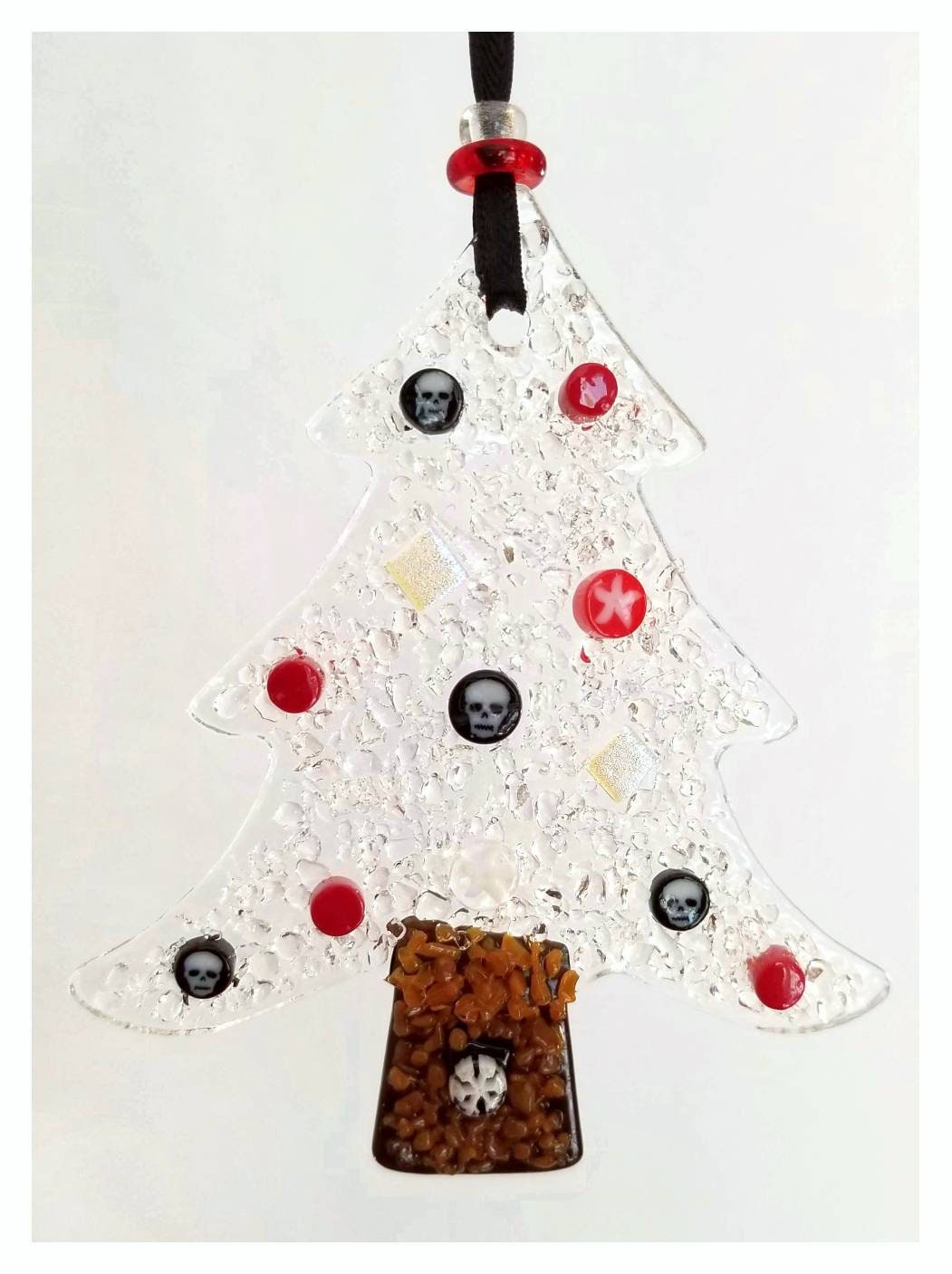Goth Tree Ornament. Skull & Star Millefiori on Crushed Clear Glass. Alternative, Gothic Decor. Halloween Skull suncatcher, clear gift box.